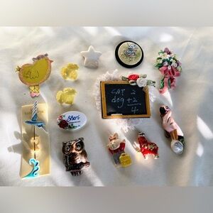 Lot Of 10 Vintage Kitschy Pins & 1 Pair Of Earrings Mostly Ceramic
